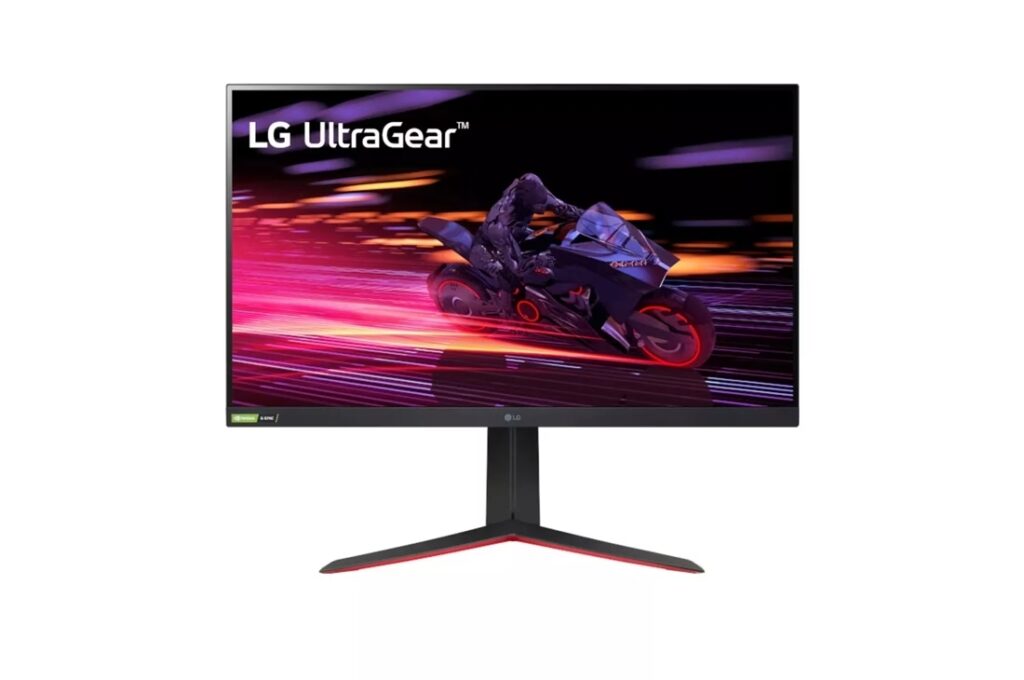 LG UltraGear 32 inch 1440 pixel gaming monitor 30 degree front